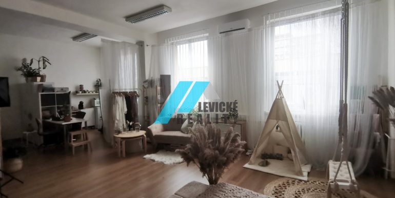 LV_2